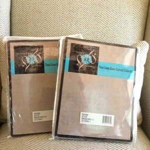 Exclusive Fabrics 50 w by 120 L, color Burlap